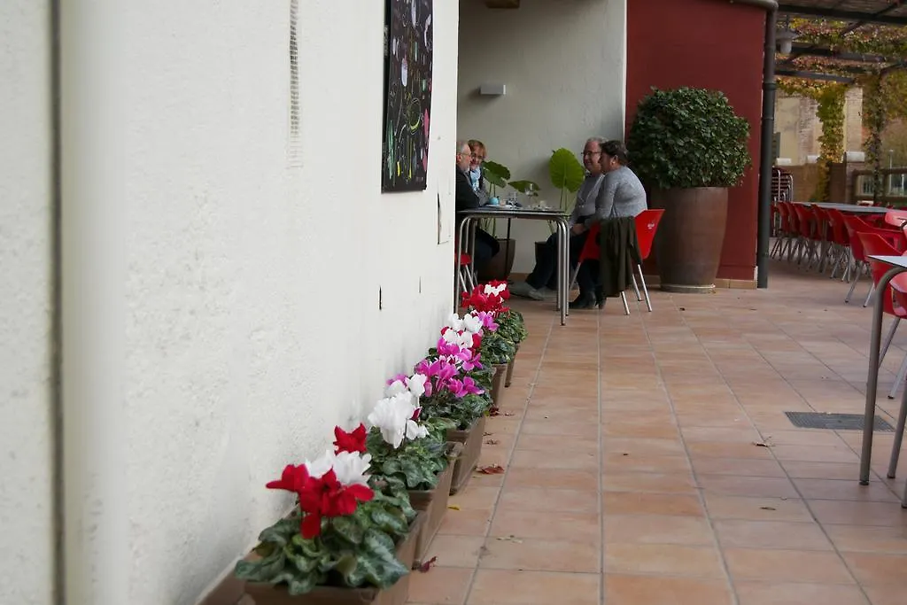 Konukevi Hostal El Carril Llagostera
